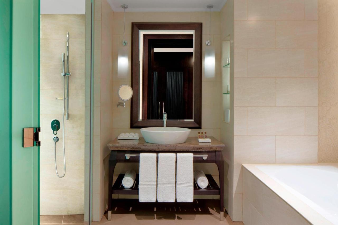 Hébergement Lit King-Size Premier Deluxe - Vue sur Mer